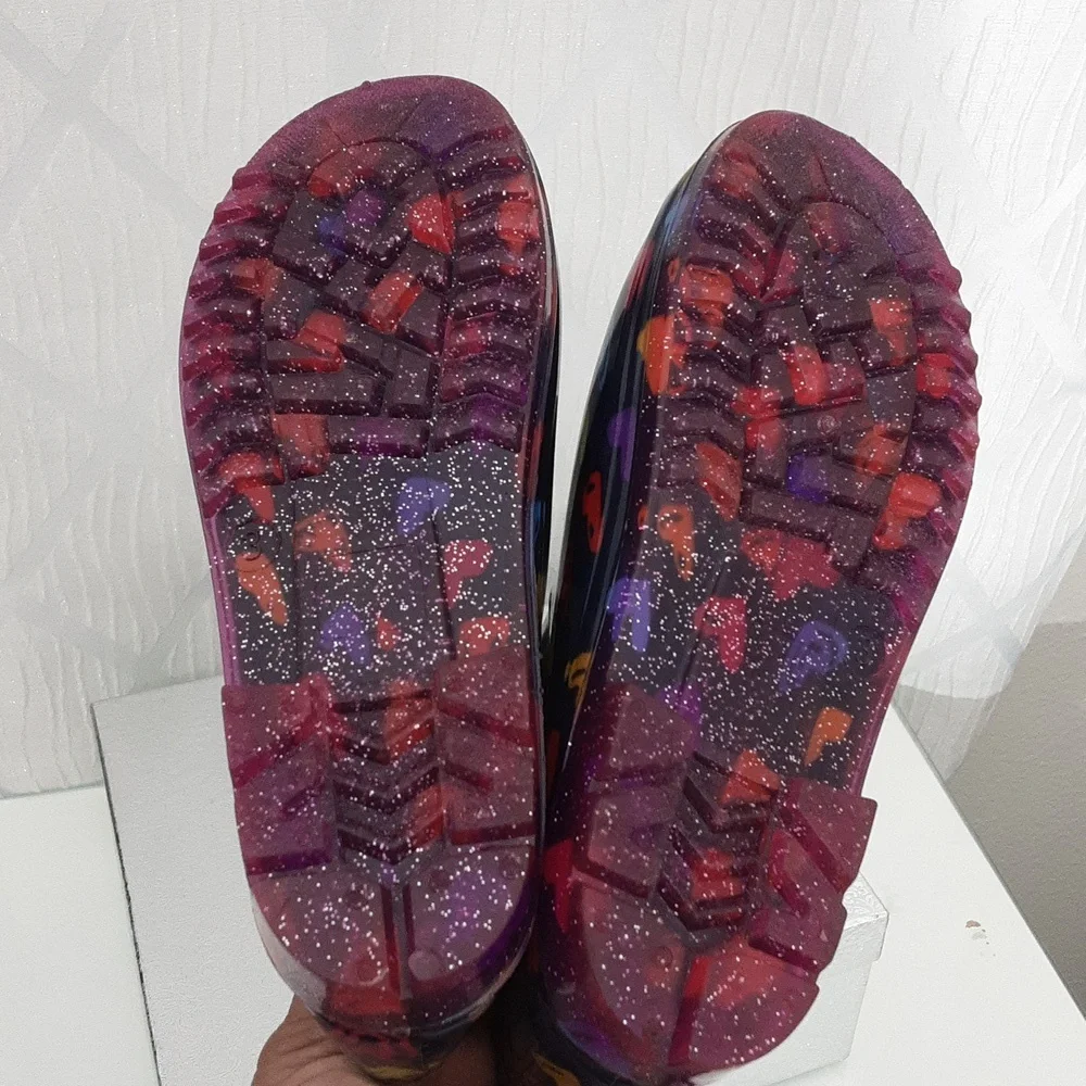 Magellan Outdoors Heart Pattern Rain Boots Size 3.